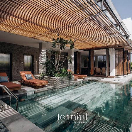 Le Mint Hotel Куинён Экстерьер фото