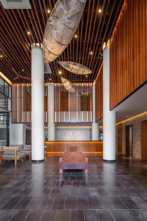 Le Mint Hotel Куинён Экстерьер фото