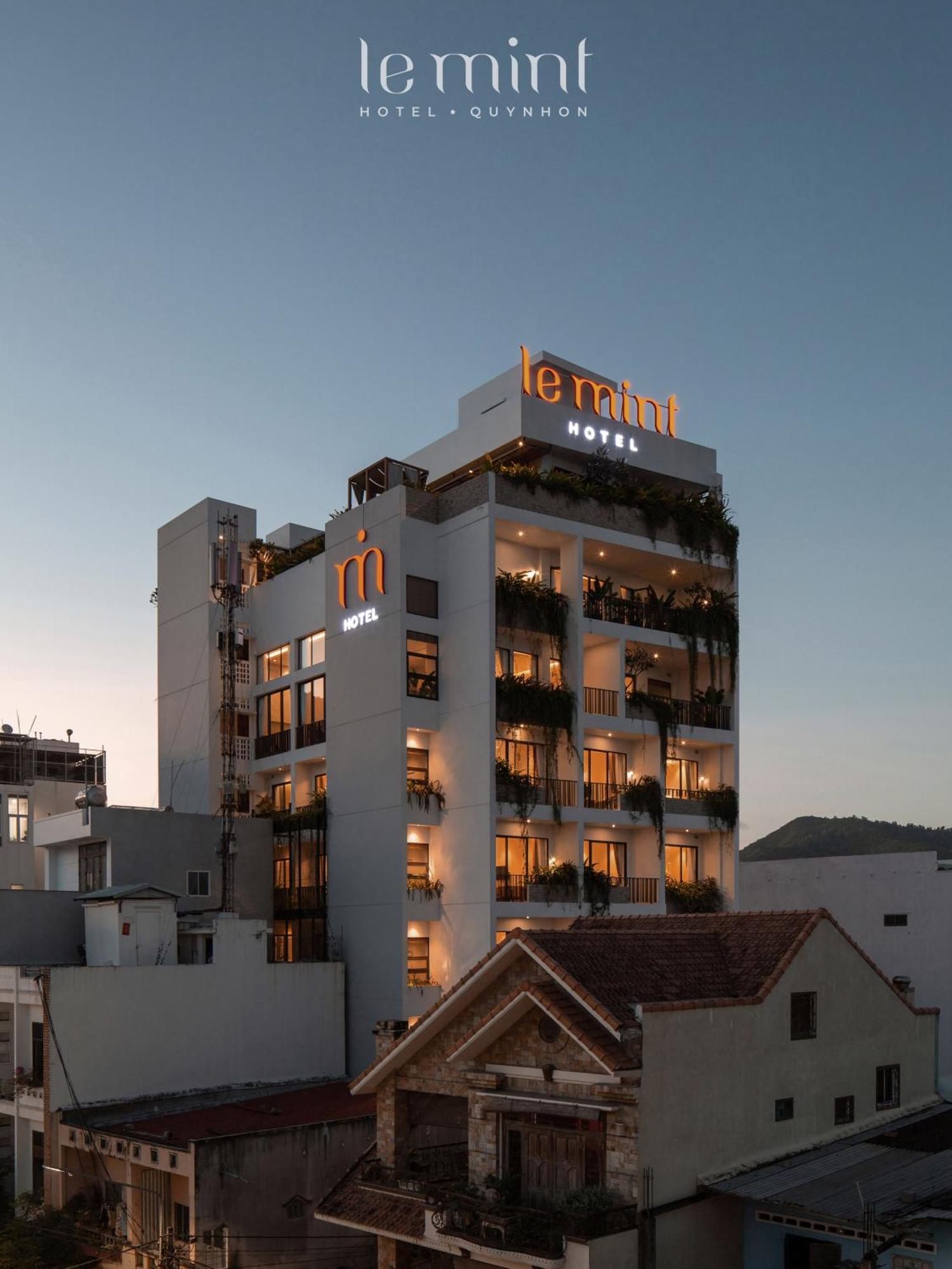 Le Mint Hotel Куинён Экстерьер фото
